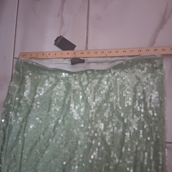 Eloquii Shimmering Green Sequin Pencil Skirt - Picture 5 of 11
